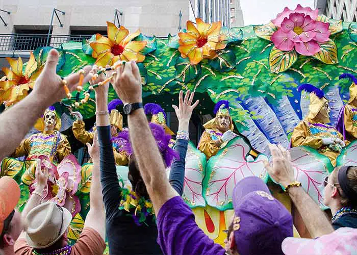 El Mardi Gras de Nueva Orleans es la celebración de Carnaval más grande y popular de Norteamérica