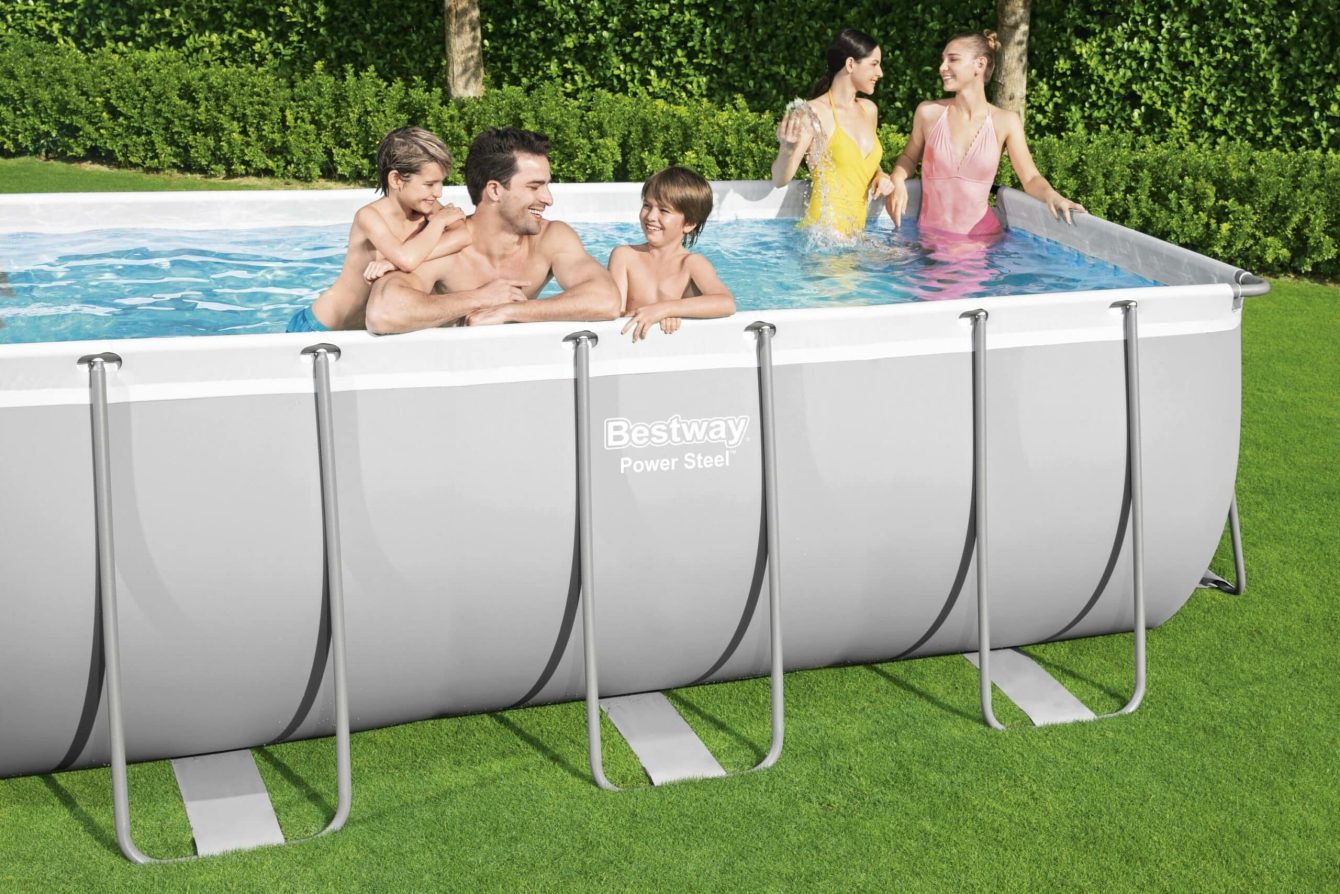 Rektangulært Power Steel Y3 familie i basseng til god pris