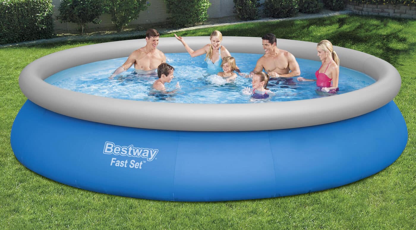 Rundt Bestway Fast U4 familiebasseng