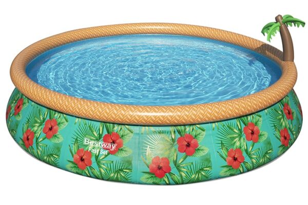 Rundt Paradise Palms bassengsett med vannspruter