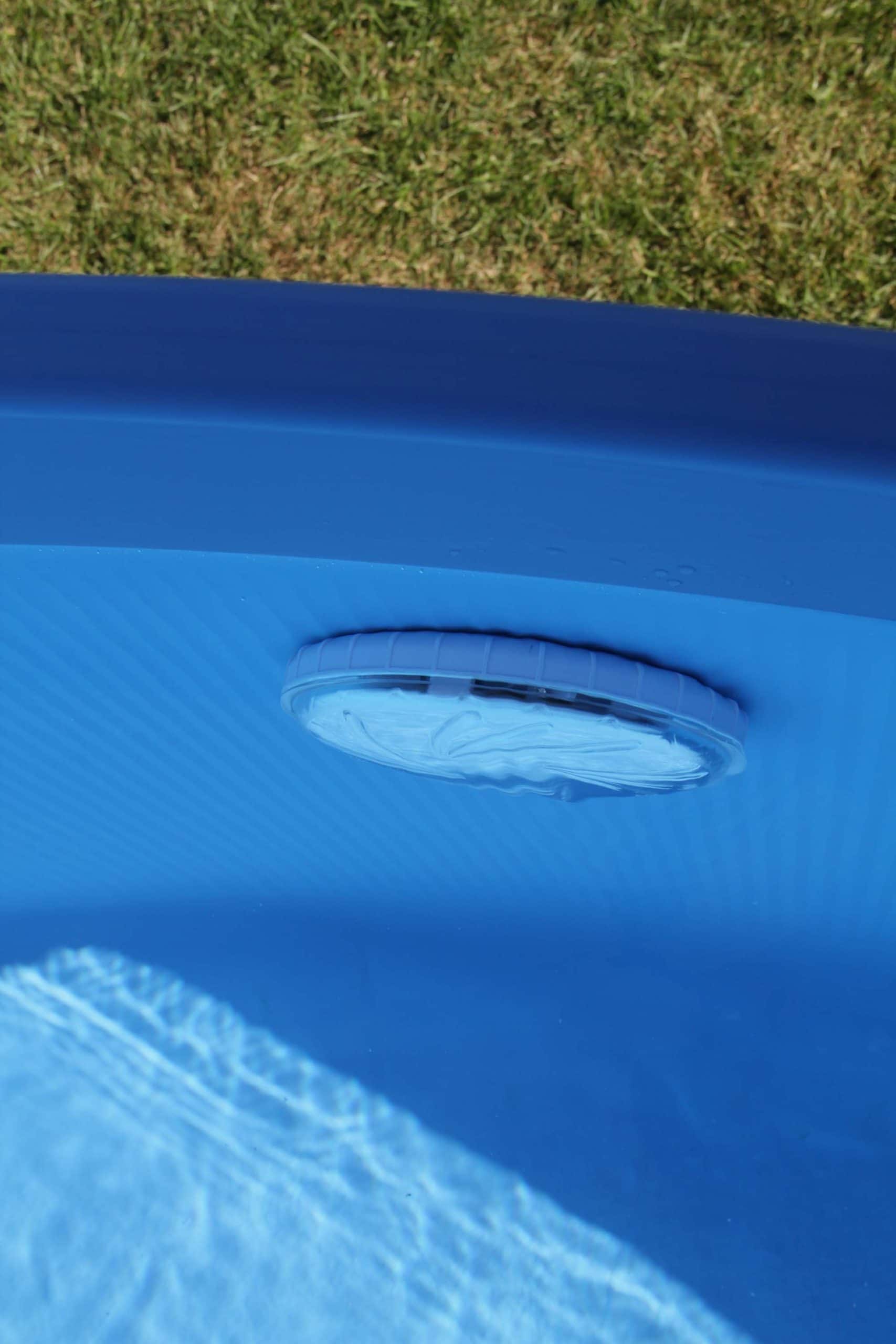 LED Bassenglampe med magnet