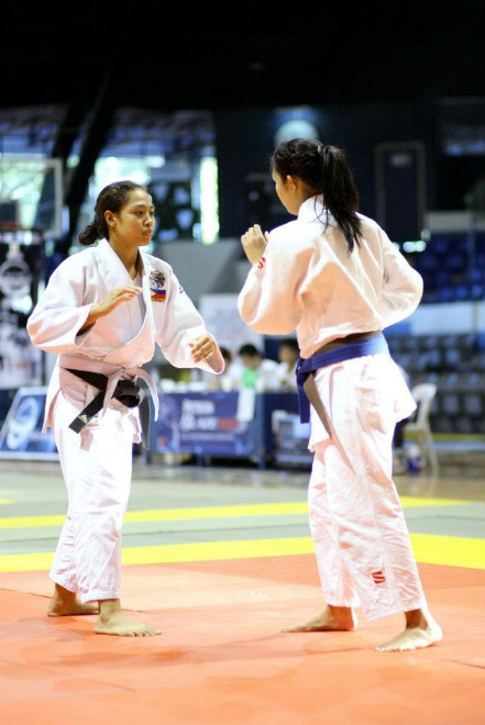 Manila Deaf Squad – Annie Ramirez and her BJJ Advocacy