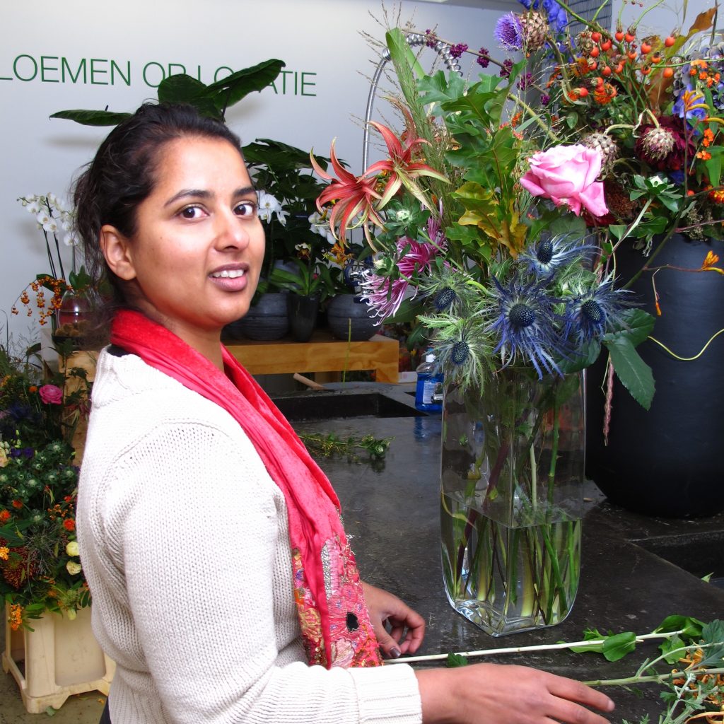 Anchela geeft bloemen-tips: Hoe blijft je boeket zo lang mogelijk mooi.