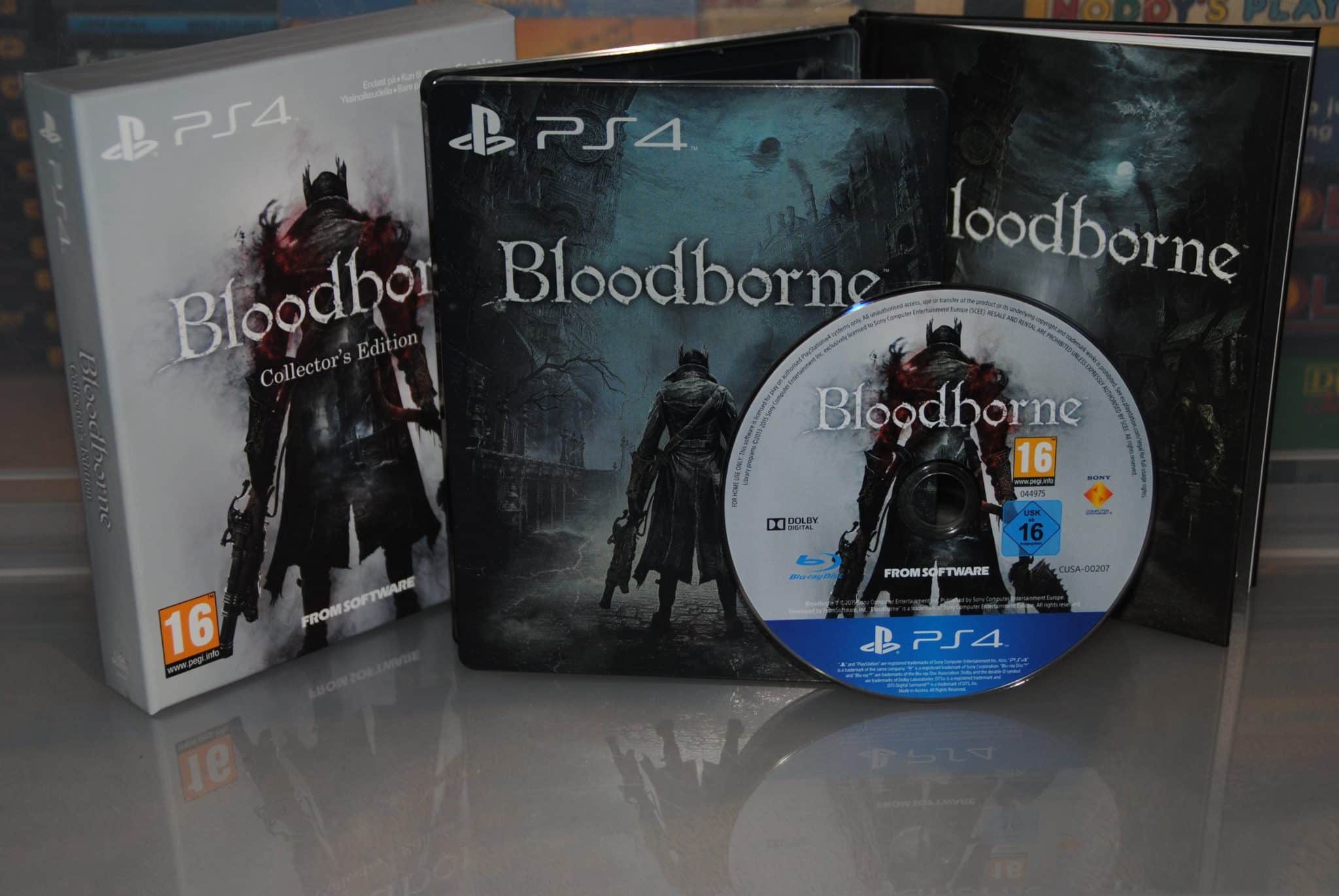 A Look At The Two Bloodborne Collector's Editions • AmigaGuru's 