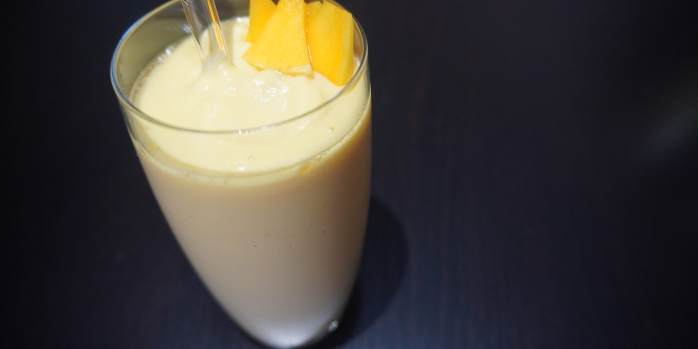 Mango Mandel Smoothie