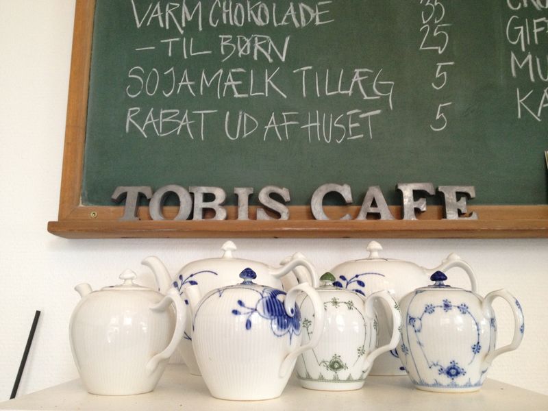 Tobis cafe