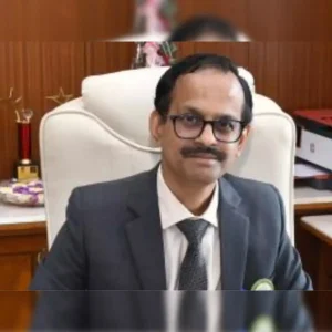 R Doraiswamy LIC CEO MD appointment official portrait 2025