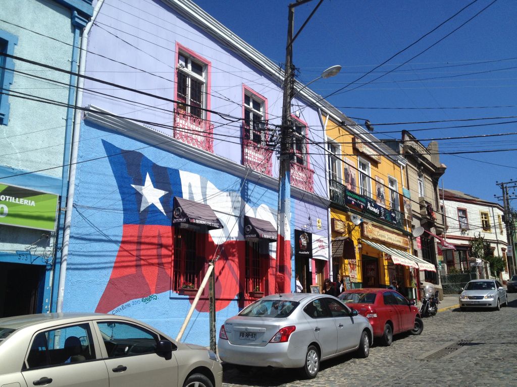 Streetart in Valparaíso, chilenische Flagge