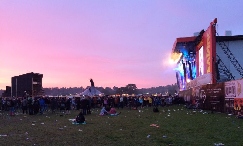 Die Hauptbühne beim Reading Festival in England