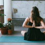 Stora hälsofördelar av yoga på vår kropp och vårt sinne