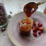 Recept på örthonung – örter i honung och varför du bör äta dem