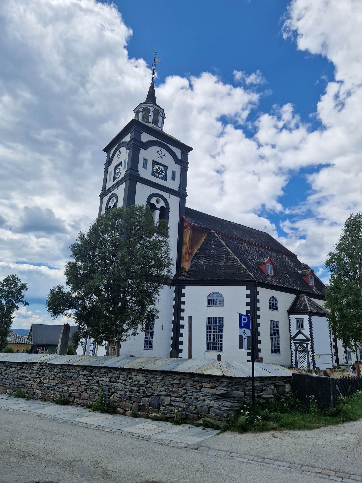 Røros Kirke