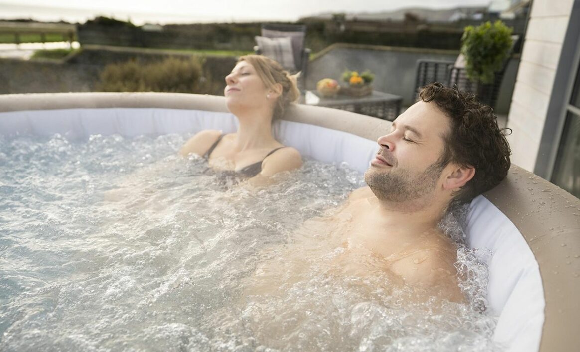 Lay-Z-Spa Palm Springs AirJet - Oppblåsbart boblebad