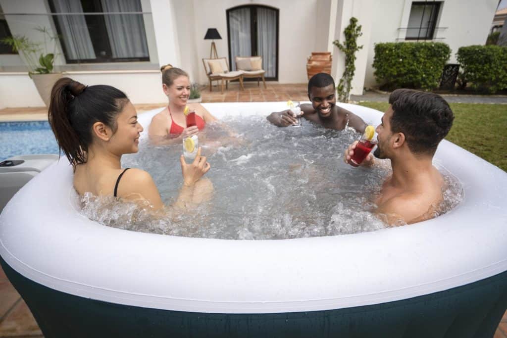 Boblebad Lay-Z-Spa Ibiza stor plass