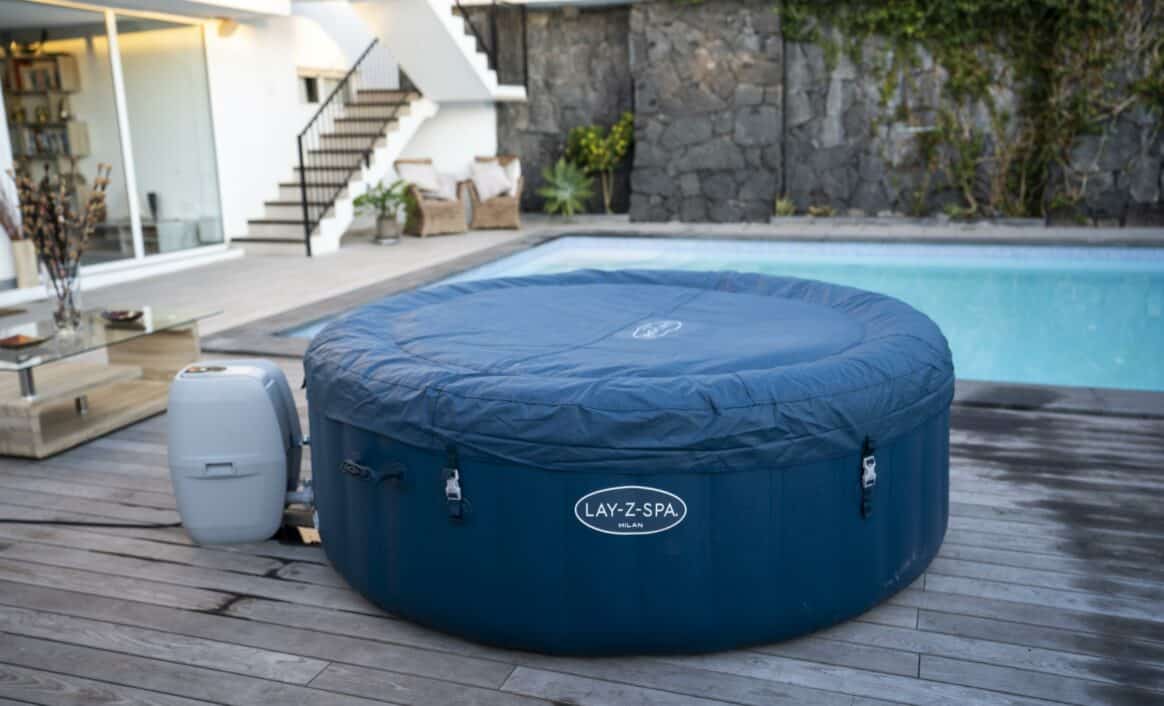 Lay-Z-Spa Milan AirJet Plus jacuzzi