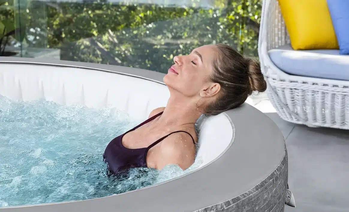 Lay-Z-Spa budapest jacuzzi oppblåsbart
