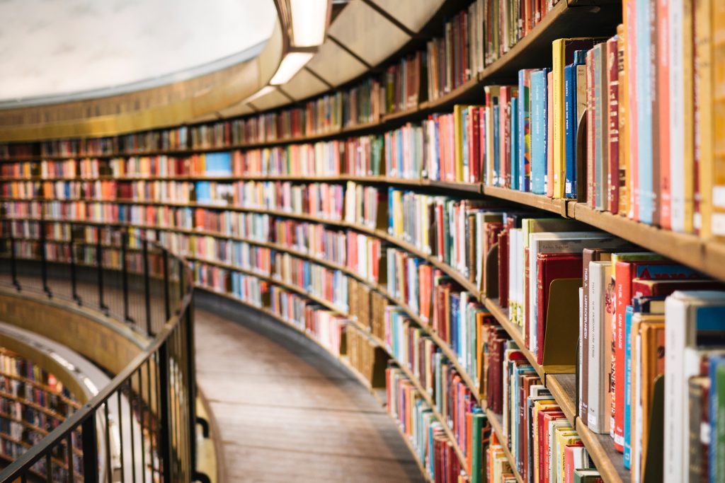 Sådan får du din bog på biblioteket - og bibliotekspenge