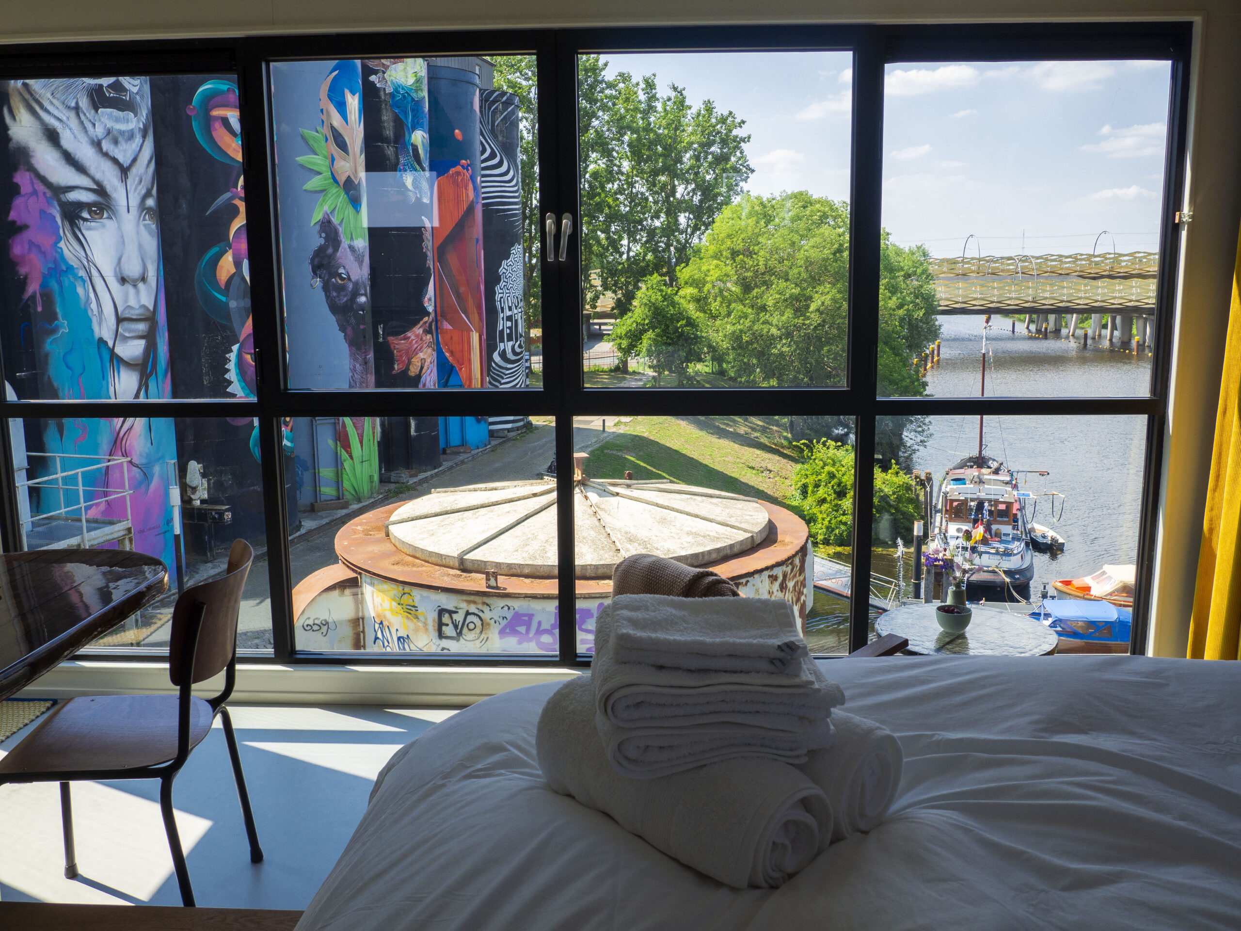De Bossche Kraan: slapen in een hijskraan met een geweldig uitzicht op ’s-Hertogenbosch