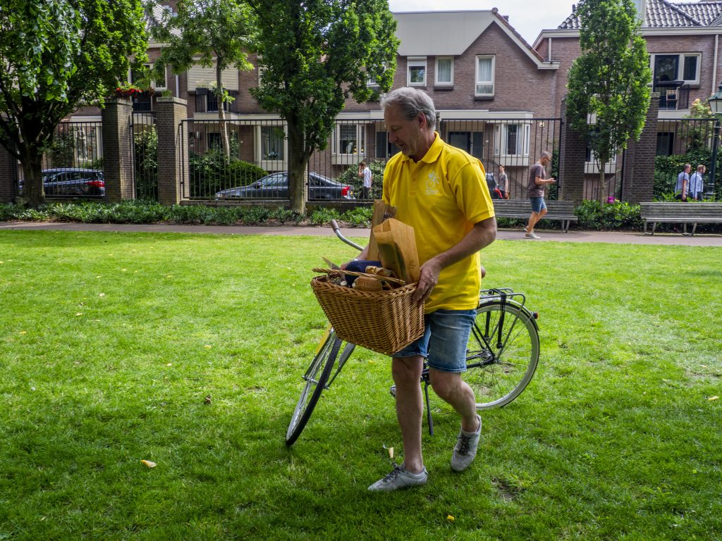 luxe picknickmand van picknickbezorgd.nl
