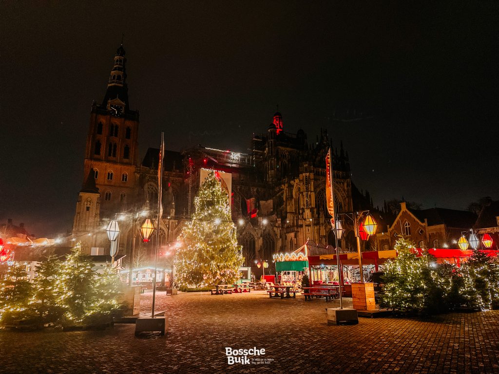 parade Den Bosch Joris kerstboom