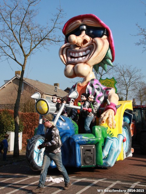 2015-02-15 optocht tbv WNG oud gedaan