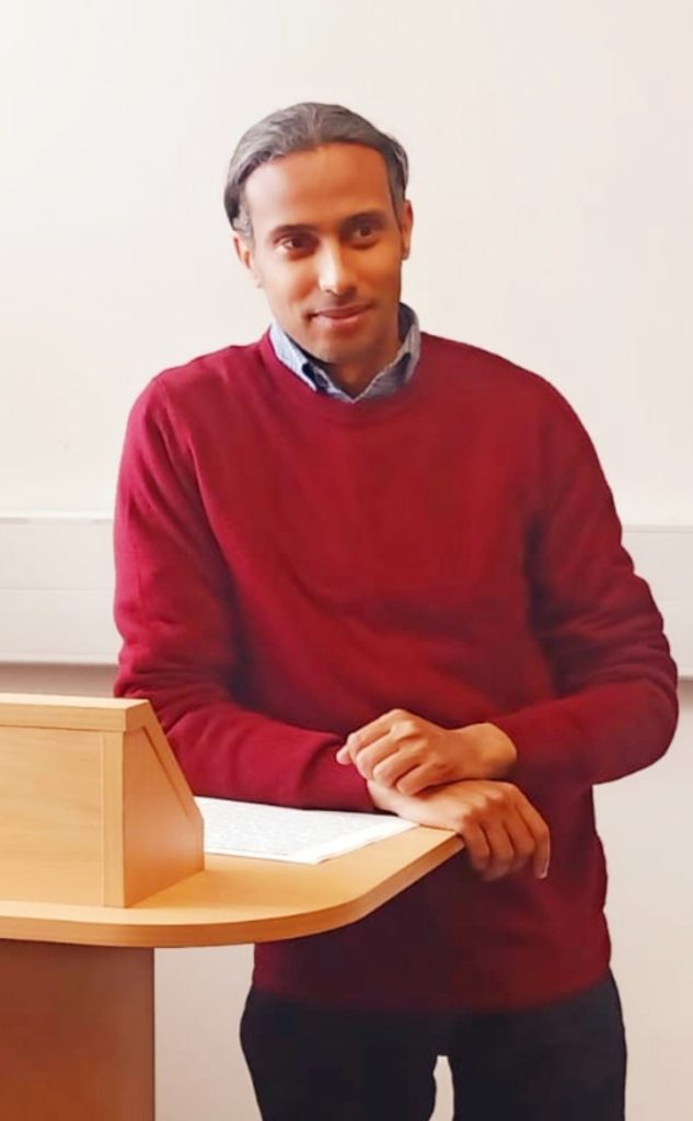 Balancing Technology and Traditional Learning in Education