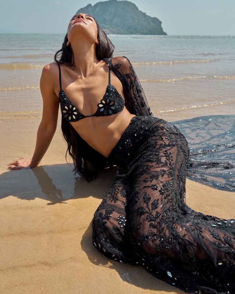 Arpita Mehta Duality Collection Lisa Haydon