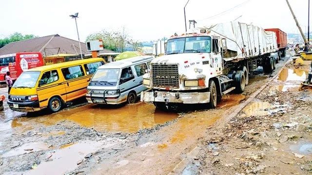 Motorists, Commuters Groan, Businesses Shut As Sango-Ota Road Collapses