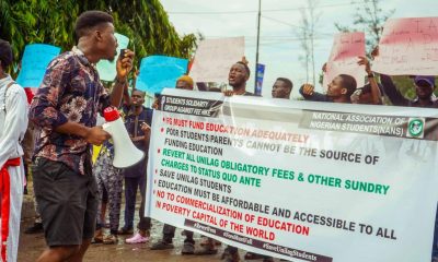 UNILAG School Fees: Police Attack Students For Protesting Hike In School Fee, Arrest 5 Students