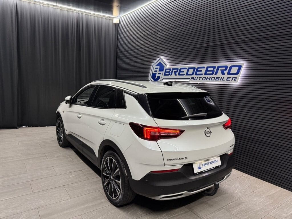 Opel Grandland X Hybrid4 Innovation aut.