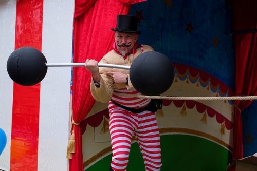 altijd-pieken-onrealistische-verwachtingen-circus