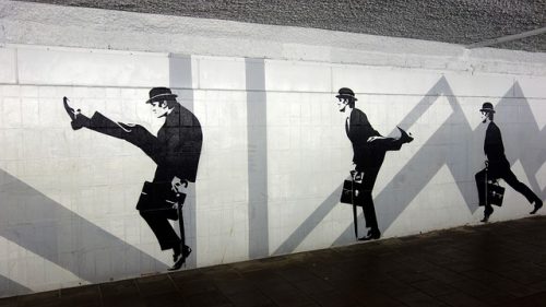 fietstunnel-silly-walks-john-cleese-eindhoven