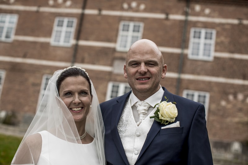 Professionel bryllupsfotograf i København. Tager opgaver over hele landet.