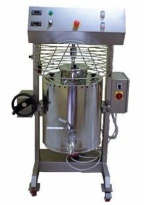 Kokgryta med blandare för choklad / grädde BMK-80