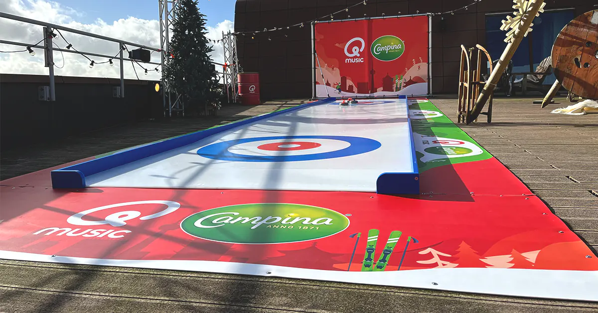 Curlingbaan bij QMusic met Campina