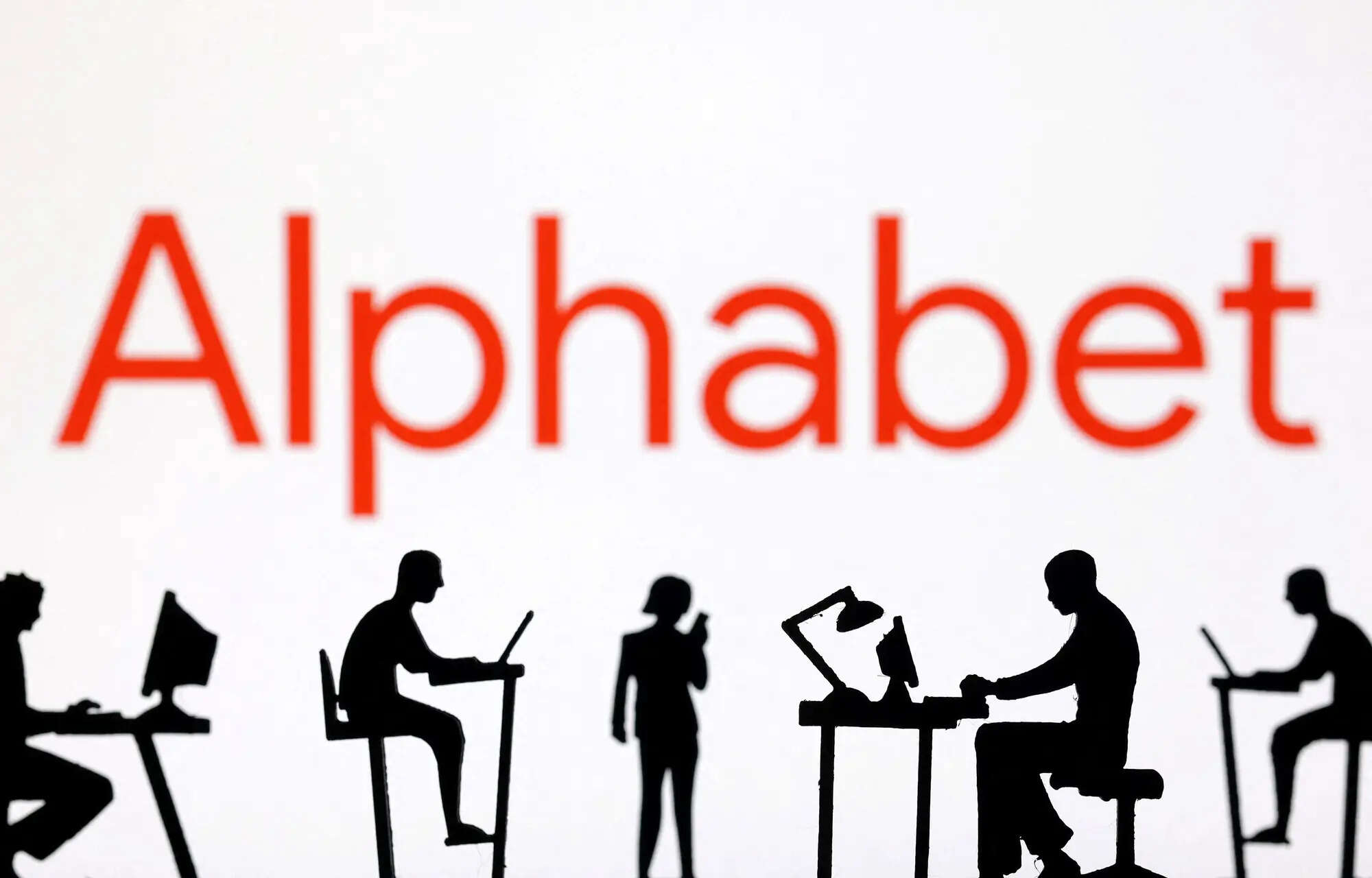 Alphabet jumps as AIdriven spending fuels cloud revenue surge Alphabet jumps as AIdriven spending fuels cloud revenue surge