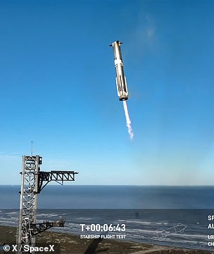 Just around 3 minutes into the flight, the Super Heavy booster successfully detached and performed a flip maneuver, making its way back to the launchpad