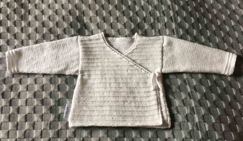 Baby slå-om-trøje str. 3-6 mdr. | by NORJA