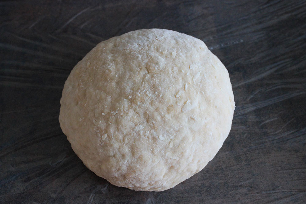 Home-made dough for pasta