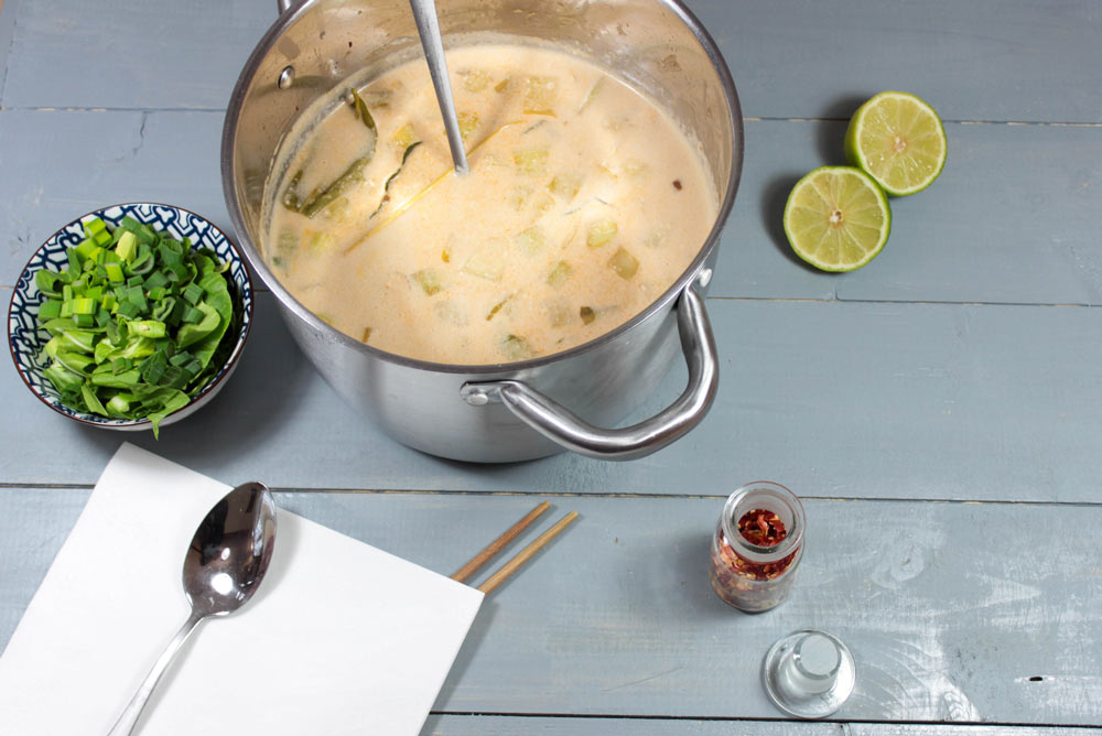 Shrimp soup in a pot