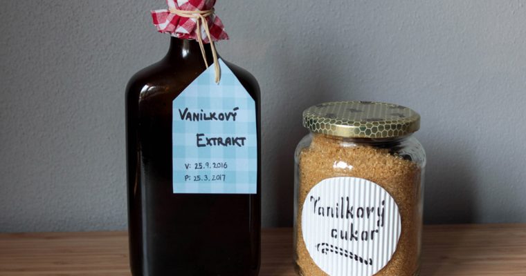 Home-made vanilla sugar and vanilla extract