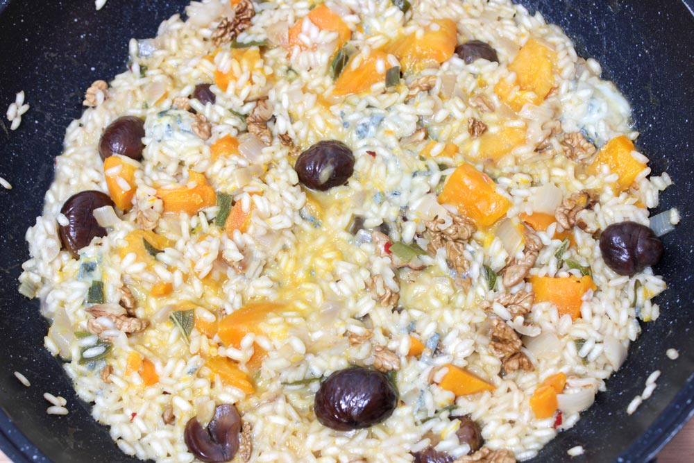 Autumn risotto in wok