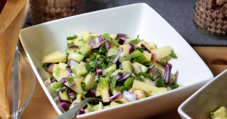 Pineapple salad with chili