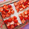 Flagkage med jordbær