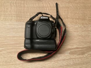 Canon 80d camera + battery grip BG-E14