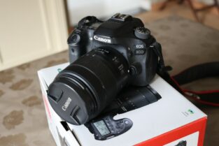 Canon EOS 80 D + EFS 18-135 mm