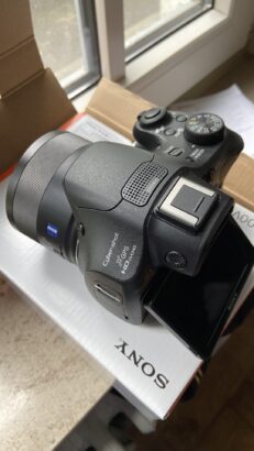 Sony ciber shot DSC-HX 400 v
