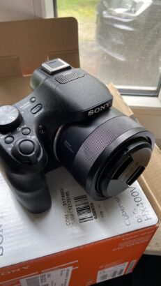 Sony syber shot DSC HX 400 v