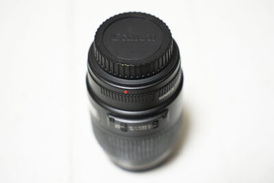 Canon EF 100mm f/2.8 USM macro