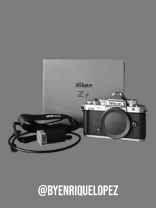 Nikon Zf Zilver – 88 clicks – Garantie